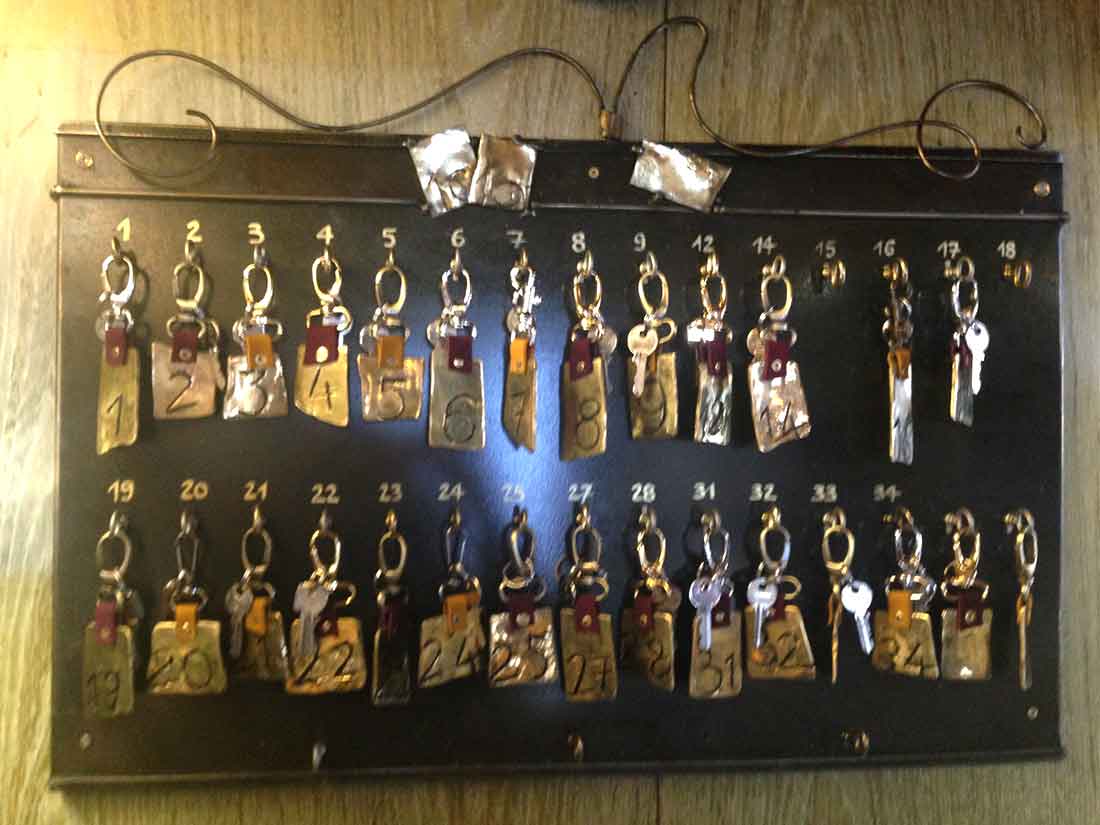 Nathalie GURD - NG Décoration - Hôtel "Le Faisan" Saint-Avertin - Ferronnerie d'Art - Portes-Clés