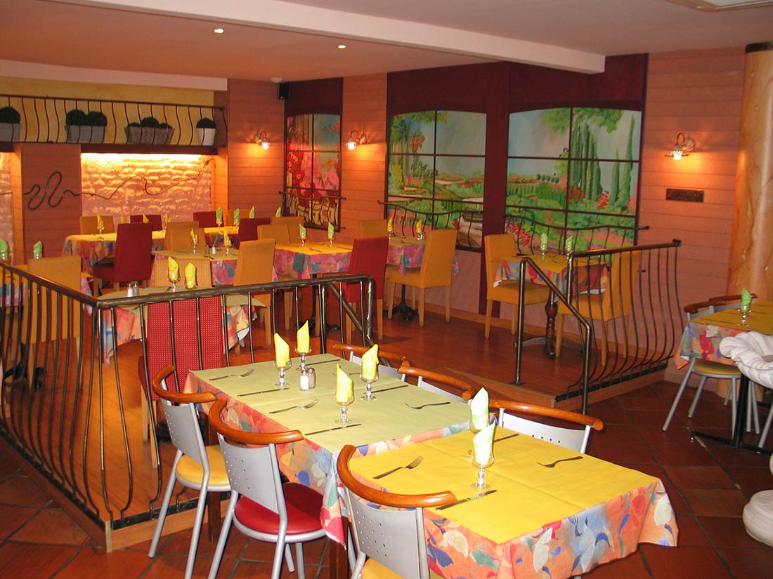 Nathalie GURD - NG Décoration - Restaurant - Complex Casa Maria - Niort - Salle 2