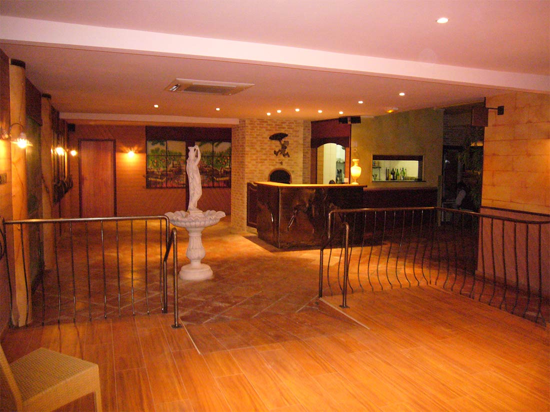 Nathalie GURD - NG Décoration - Restaurant - Complex Casa Maria - Niort - Salle 2